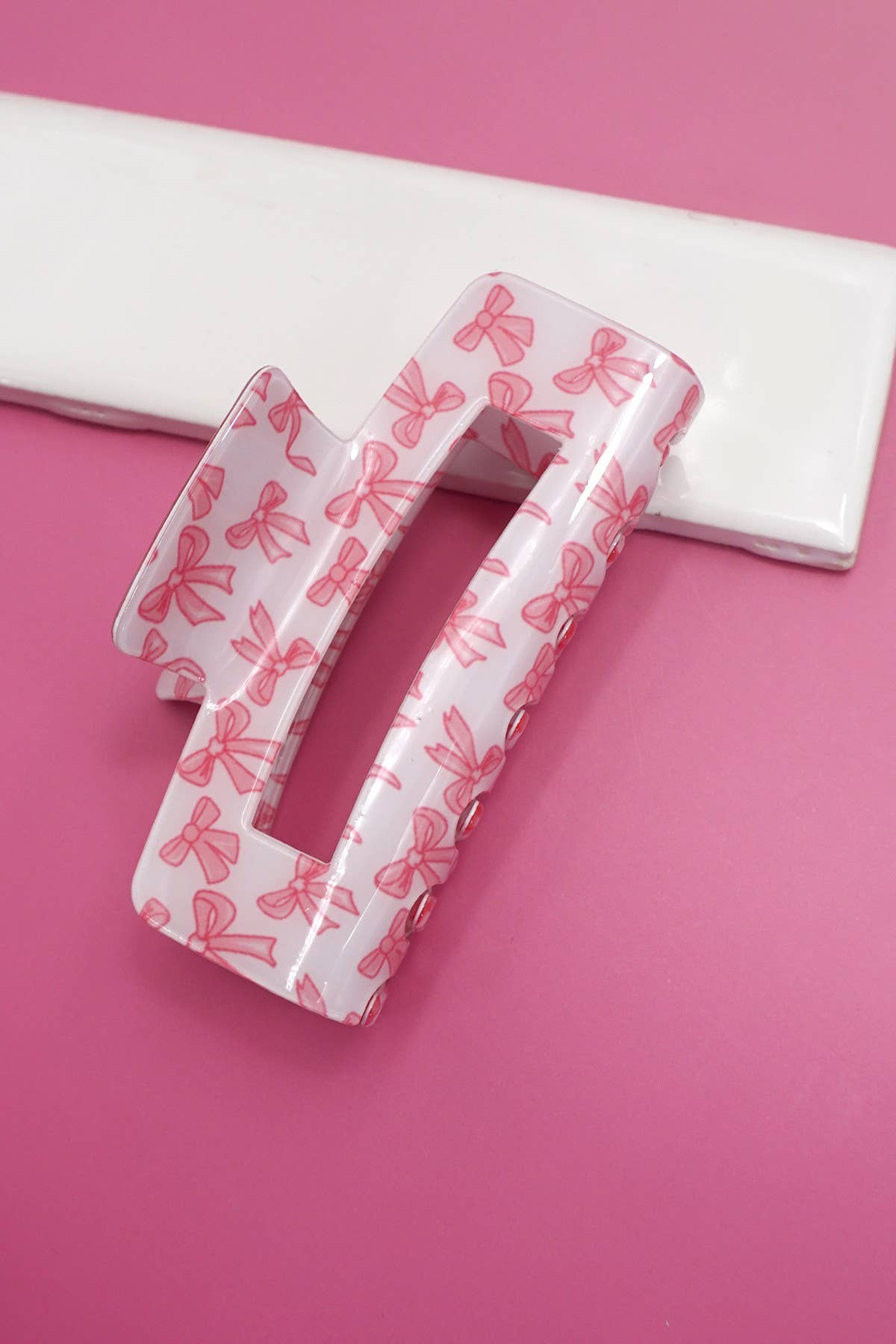 Jumbo Fun Design Hair Claw Clips - Off White