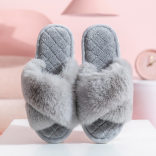 Women Fluffy Slippers  Bridesmaid Slippers Wedding Shoes