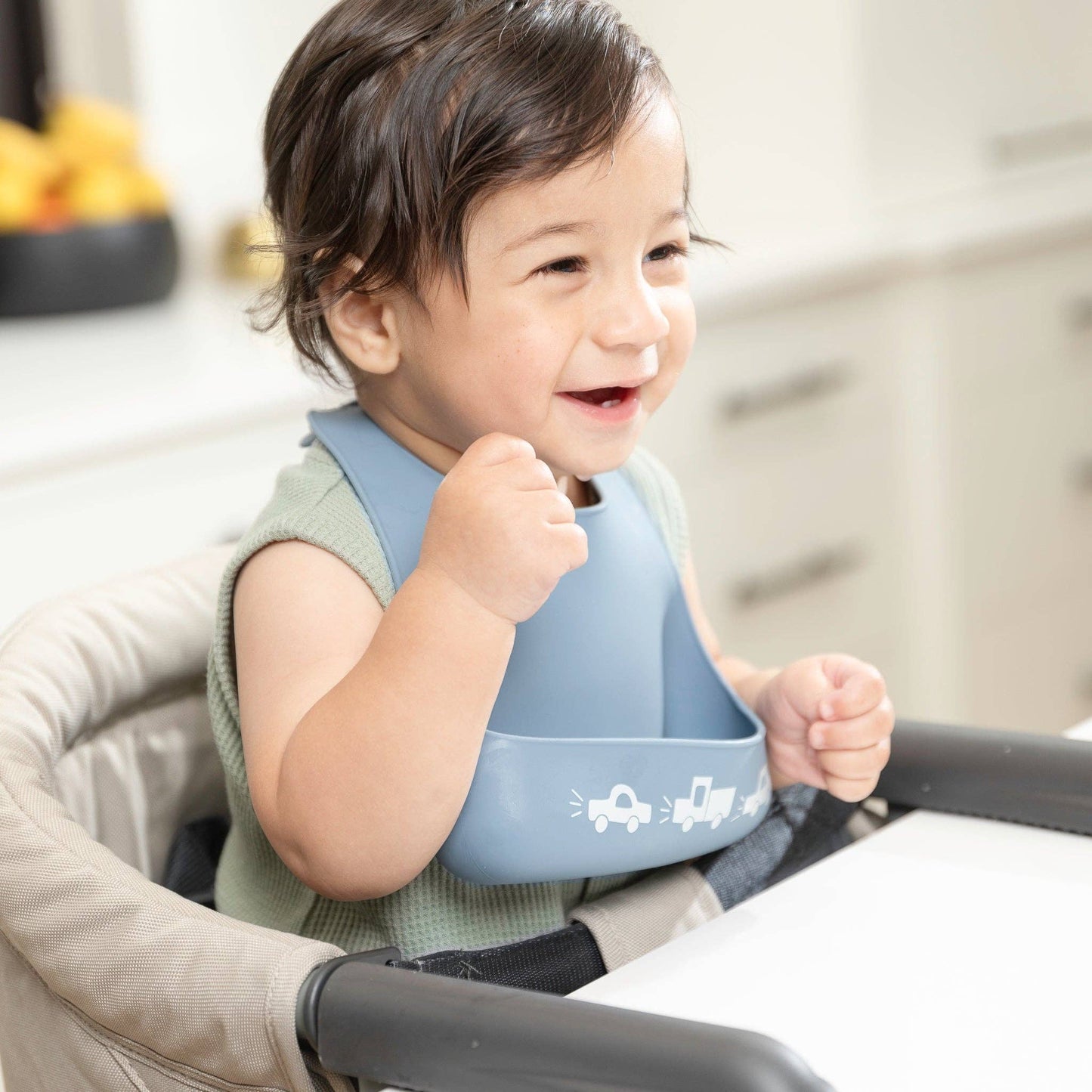 Traffic Jam Little Bites Starter Bib