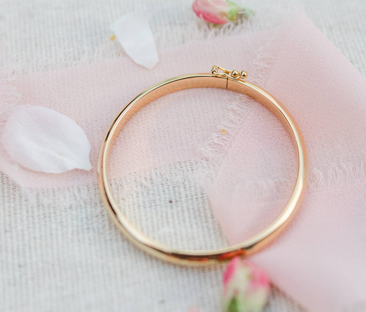 Gold Classic Bangle