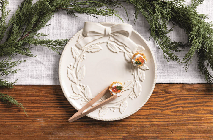 White Wreath Platter Set