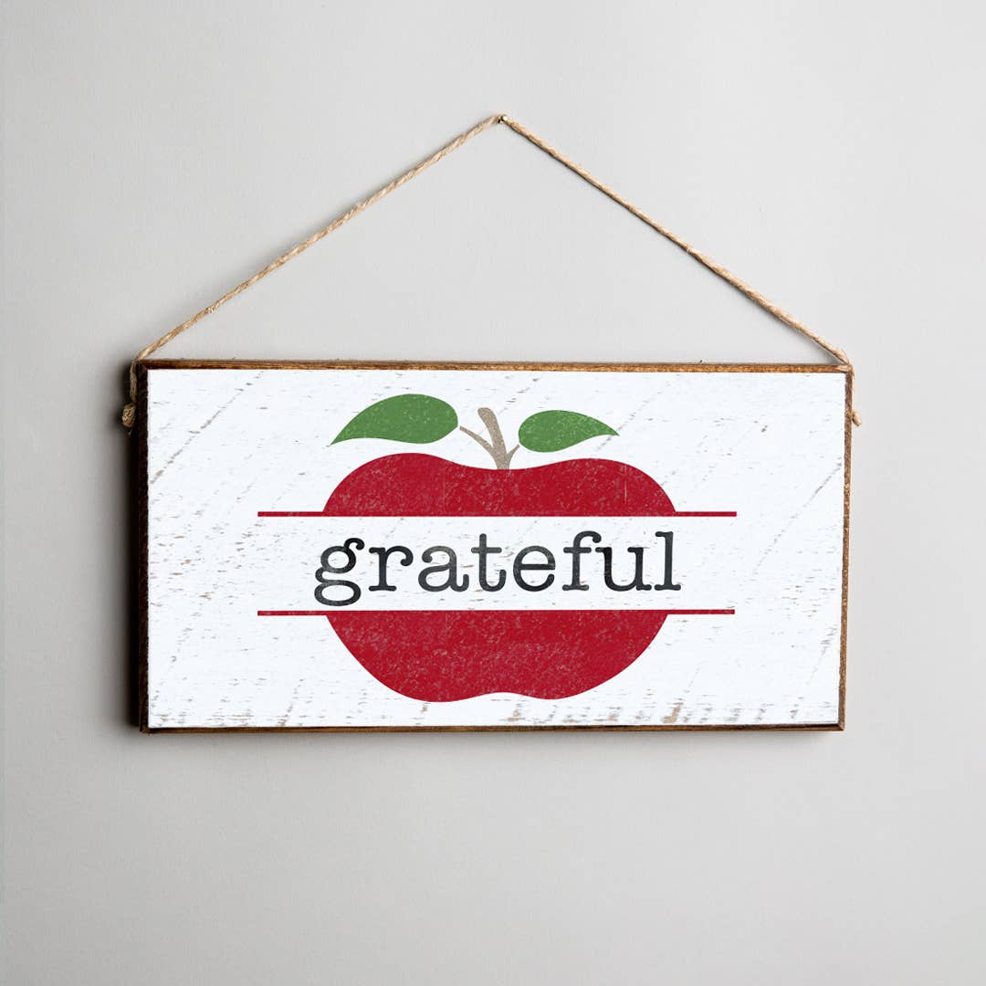 Grateful Split Apple Twine Hanging Sign