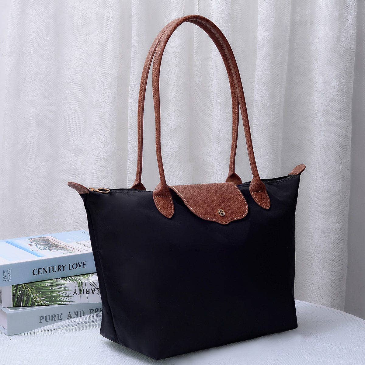 HM785 Dorian 20 inch Nylon Tote Bag