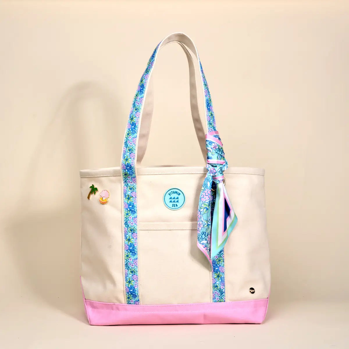 The Darling Canvas Tote Bag– Coastal Cove