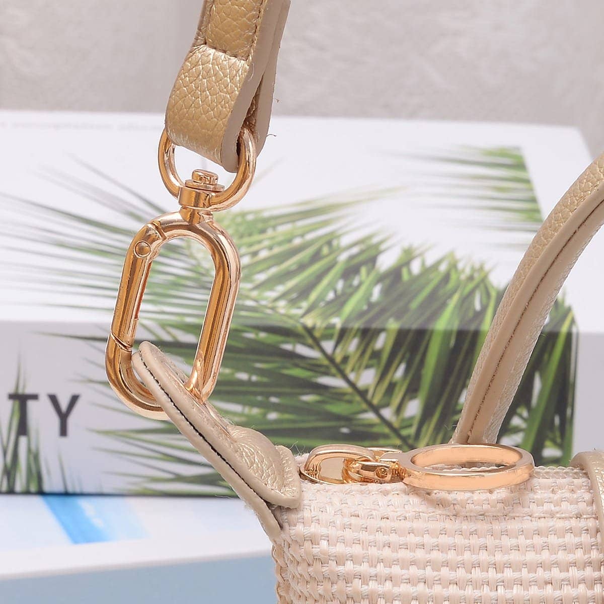 SC781 Lacey Straw Mini Crossbody Bag