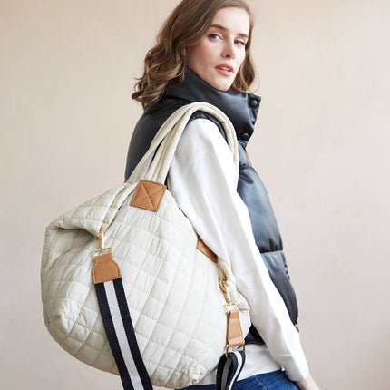 EZRA TOTE
