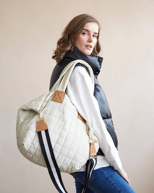EZRA TOTE