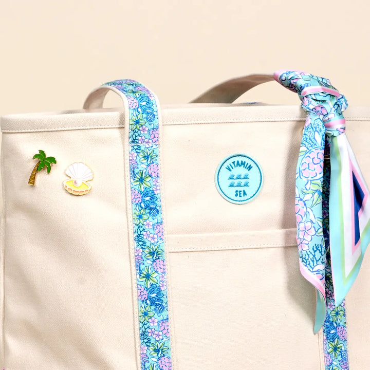 The Darling Canvas Tote Bag– Coastal Cove
