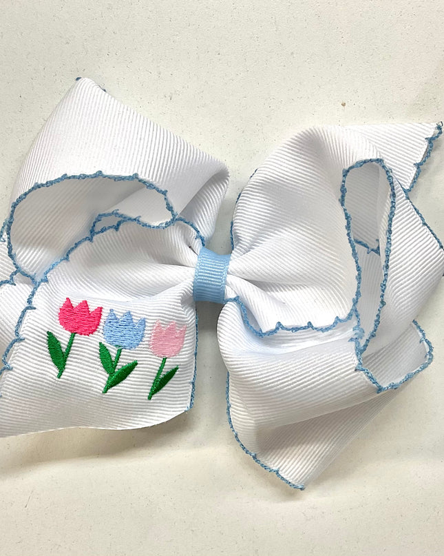 Scalloped Edge Flower Bow