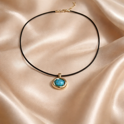 Turquoise Glow Pendant Choker