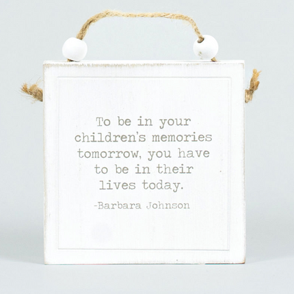 Reversible hanging sign LIFE/MEMORIES White/Black