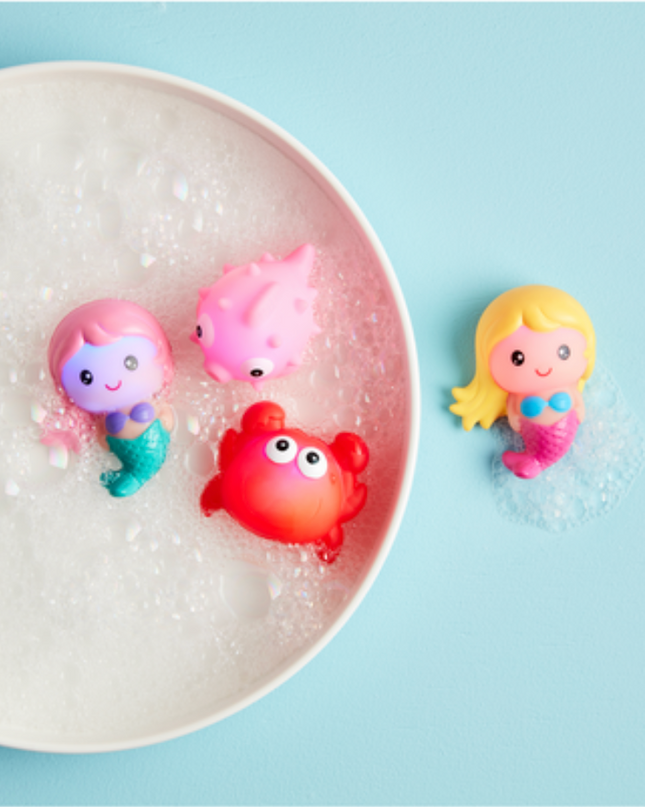 Light-Up Bath Toy Set