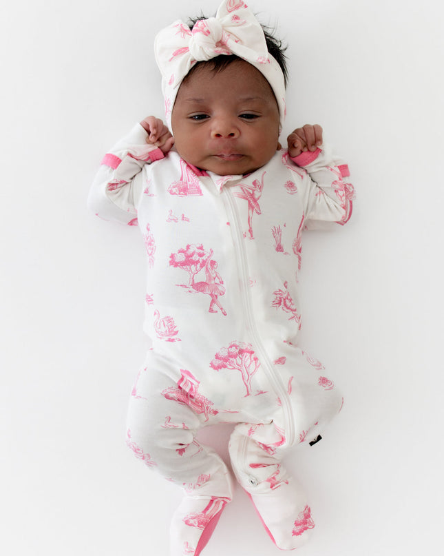Kyte Baby Zippered Footie in Toile Ballet