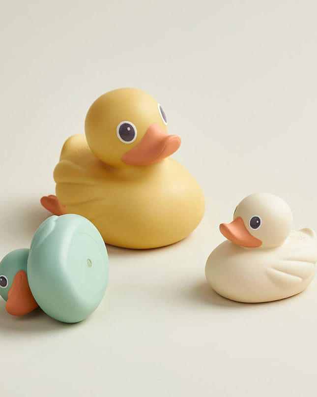 *NEW OPTION* Itzy Ducky Family™ - Bath + Water Table Toys