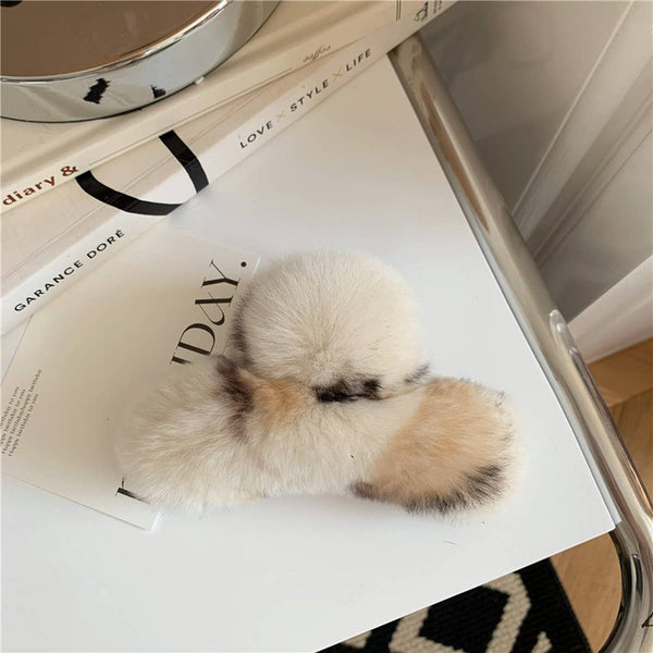 Large Rabbit Fur Hair Claw - Fluffy Winter Clip_CWAHA3307