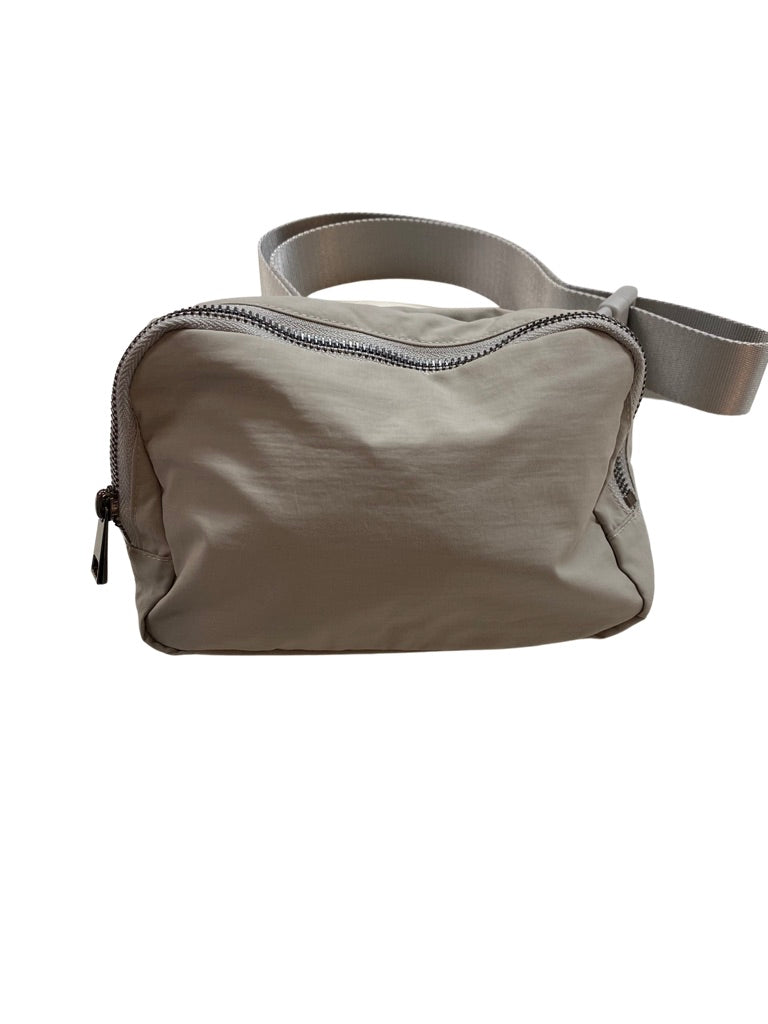 The KEELY Bag-Belt Bag
